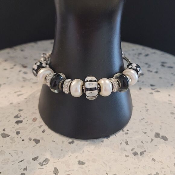 LOT of 3 bracelets  - Picture 10 of 12